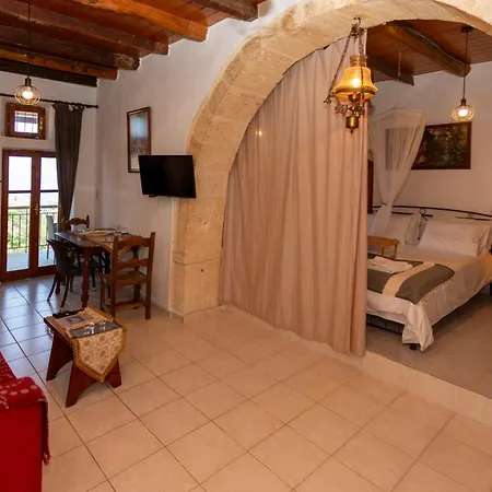 Folia Villa Marulász